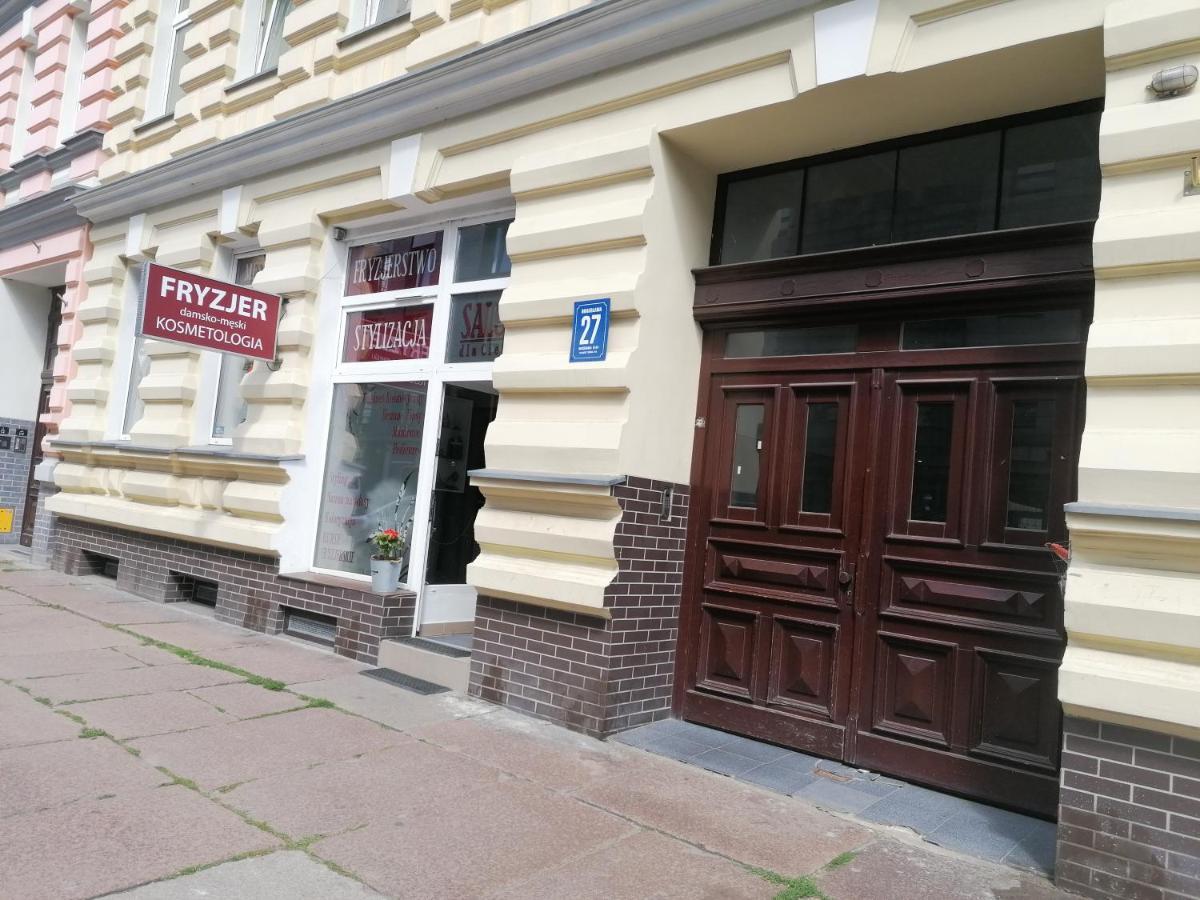 Hostel Tulip - Pokój 5 ze wspólną łazienką i kuchnią Szczecin Exterior foto